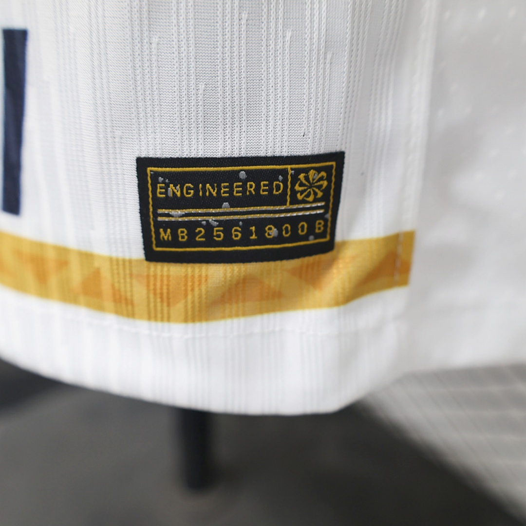 Player Version Pumas UNAM Home Jersey 2024/25