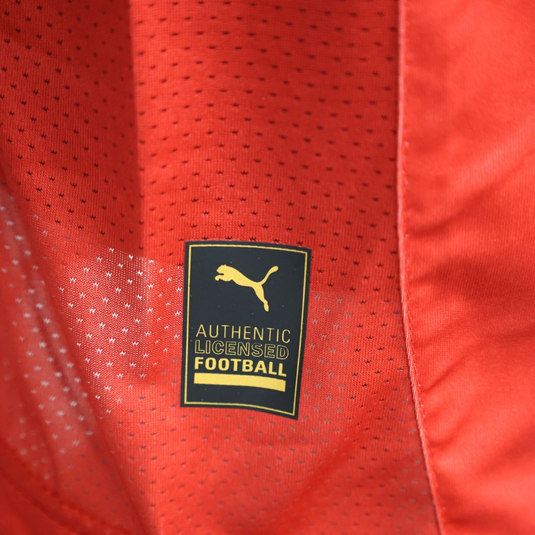 Player Version Chivas Home Jersey 2024/25