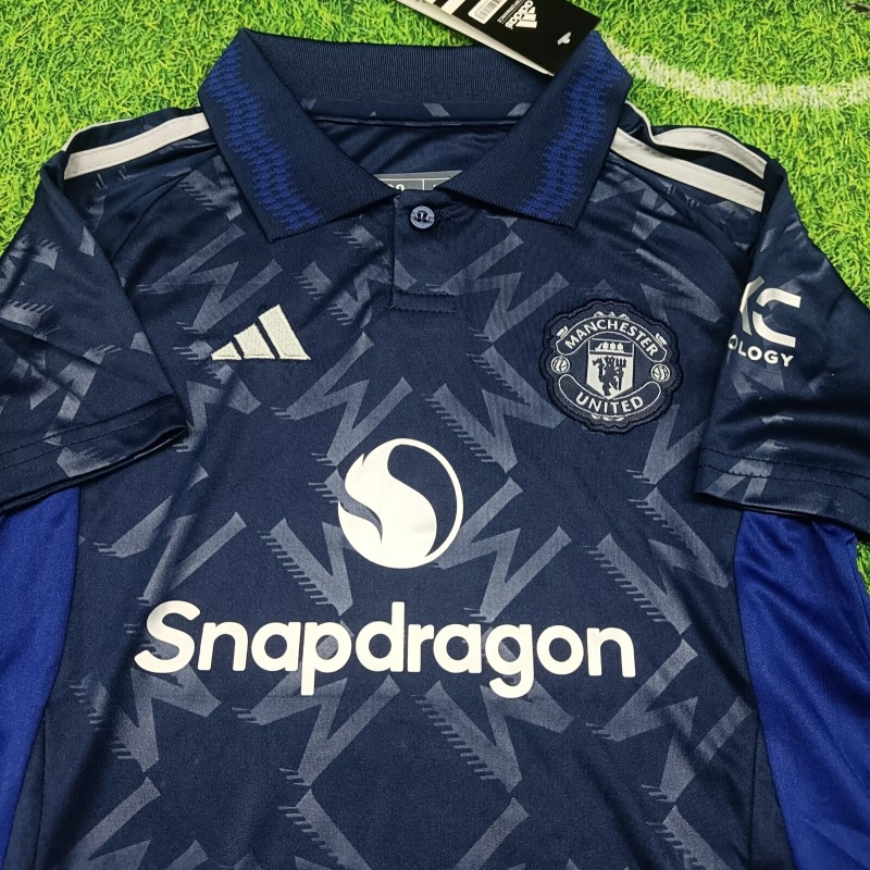 Kid's Manchester United Away Jersey+Shorts 2024/25