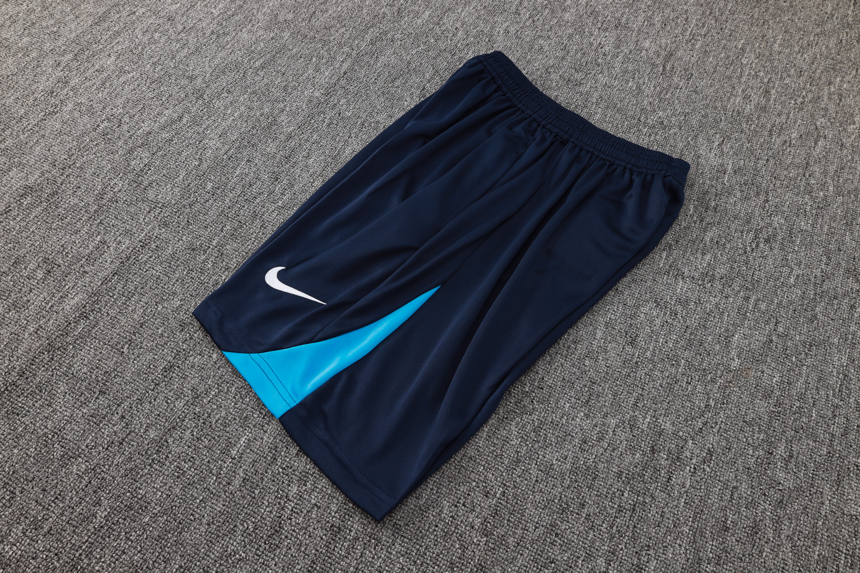 Chelsea Short Sleeve Track Suit 2024/25 MEN533