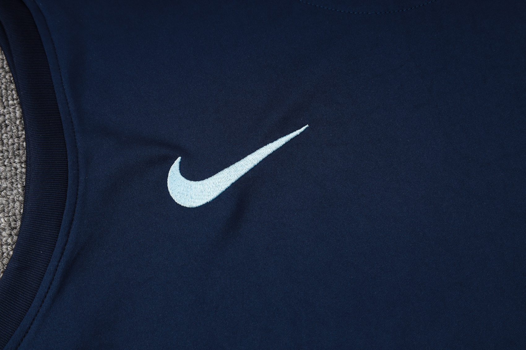 France Vest Track Suit 2024/25 MEN544