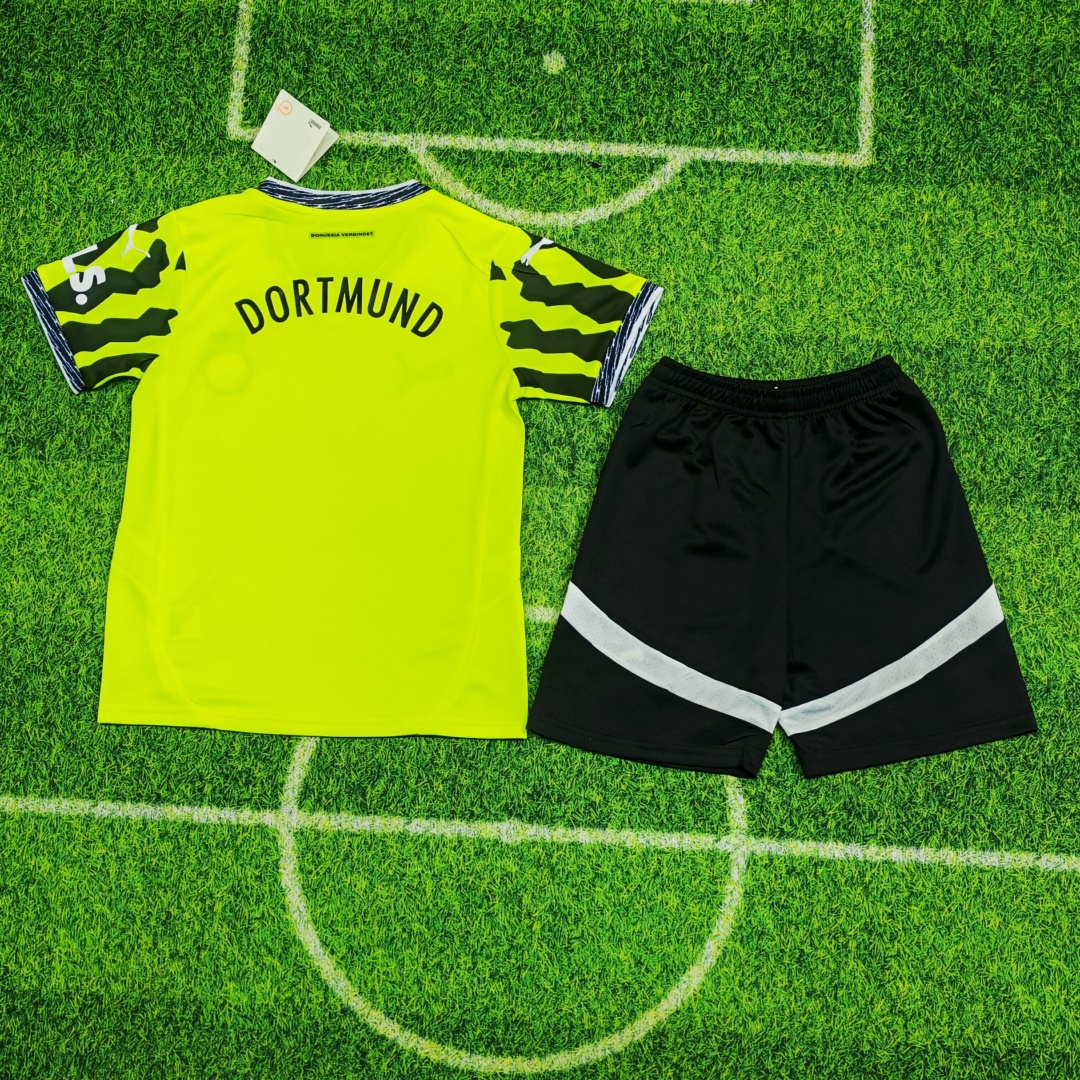 Kid's Borussia Dortmund Special Kit 2025/26