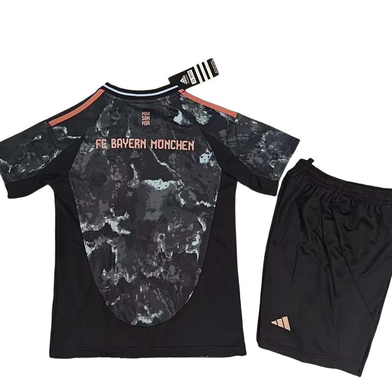 Kid's Bayern Munich Away Kit 2024/25