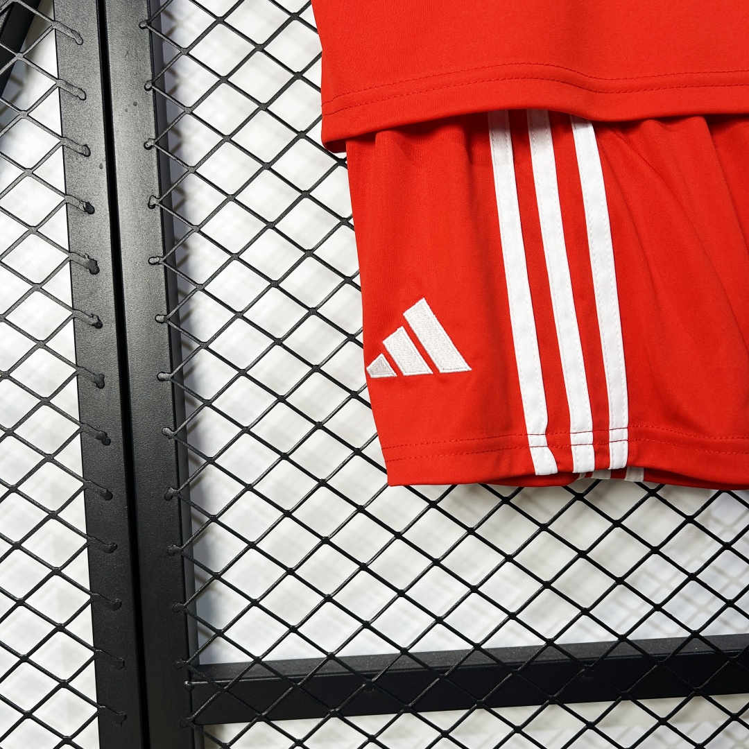 Kid's Bayern Munich Home Kit 2025/26