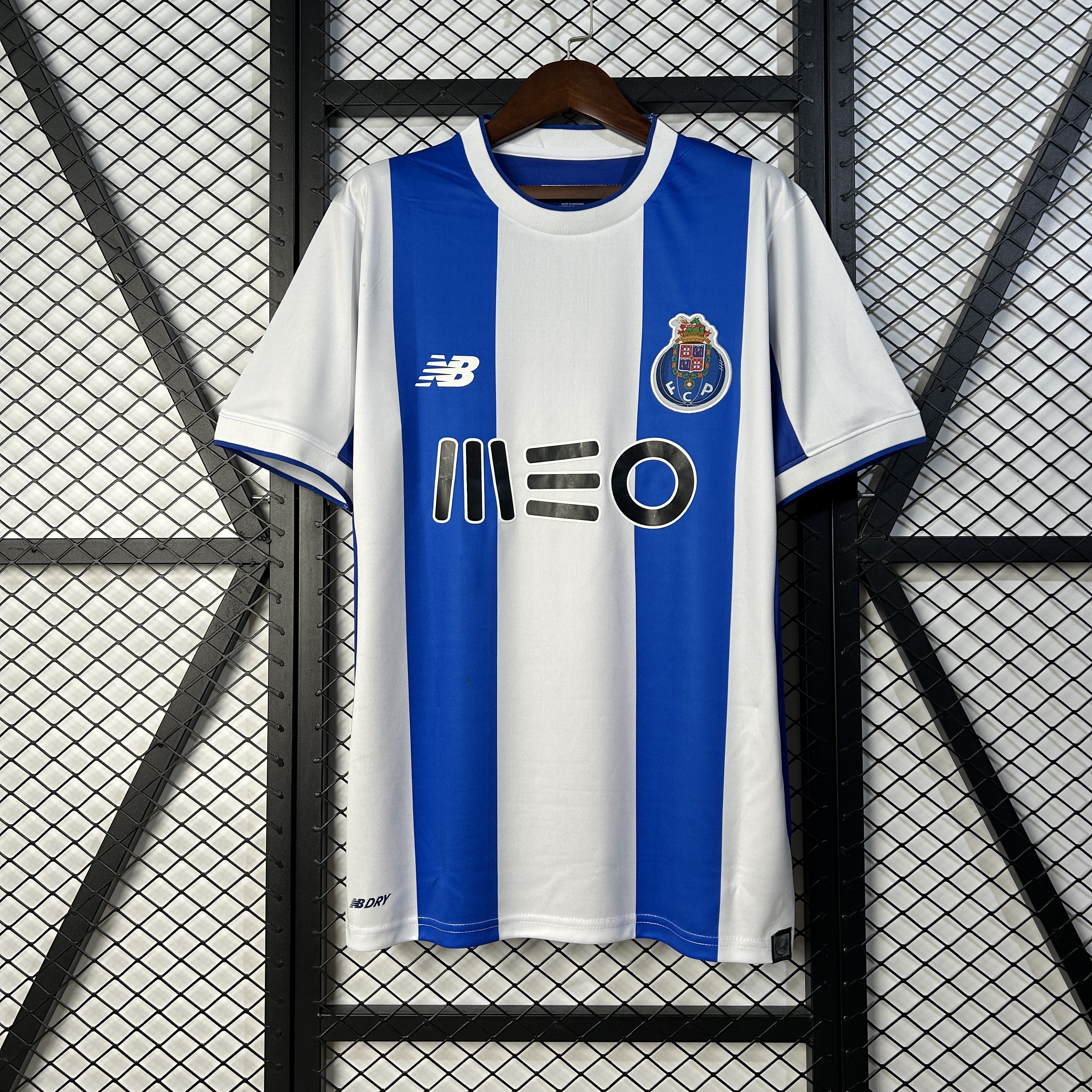Retro FC Porto Home Jersey 2017/18