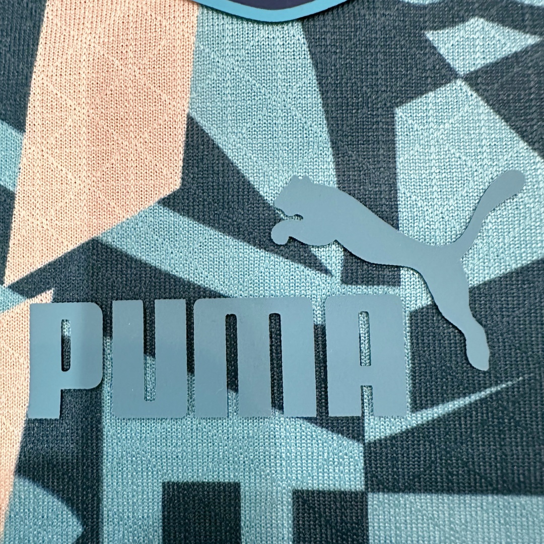 Player Version Manchester City 'Definitely City' FtblStatement Retro Jersey 2024/25